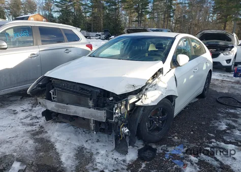 2019 Hyundai Ioniq Hybrid Blue из США, поврежденный, VIN KMHC65LC9KU164658